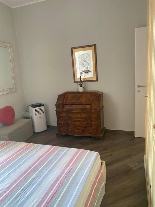 Unposto Dove La Luna Si Mostra Nuda Lejlighed Genova Eksteriør billede